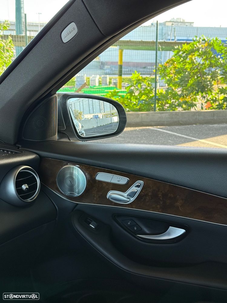 Mercedes-Benz GLC 300 4Matic 9G-TRONIC - 32