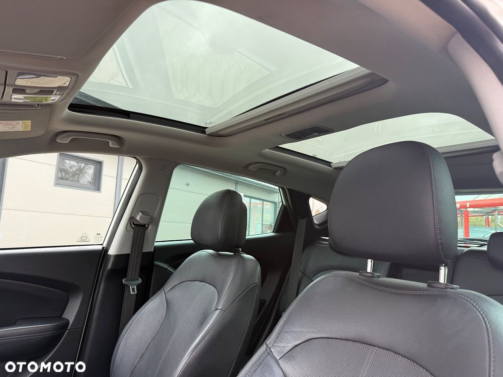 Hyundai ix35 blue 1.6 2WD Finale Gold - 16