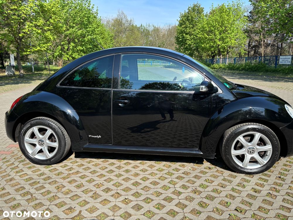 Volkswagen New Beetle 1.6 Freestyle - 9