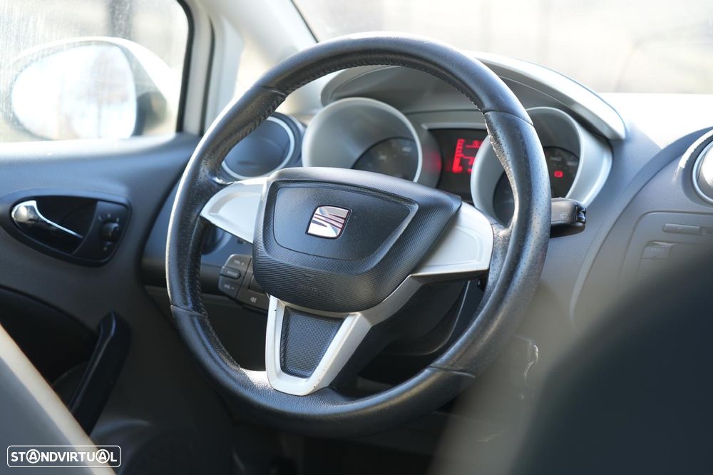 SEAT Ibiza 1.9 TDI Style DPF - 8