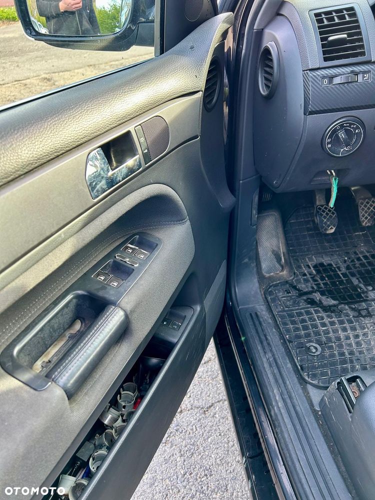 Volkswagen Touareg 2.5 R5 TDI - 11