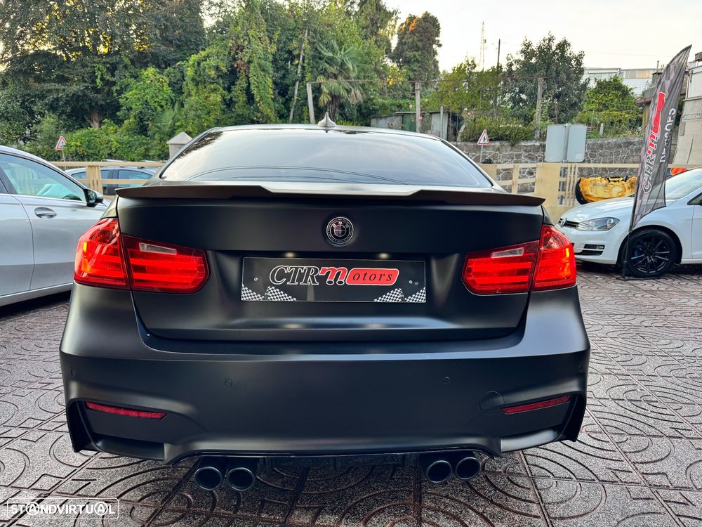 BMW 320 d DPF Blue Performance Edition Sport - 11