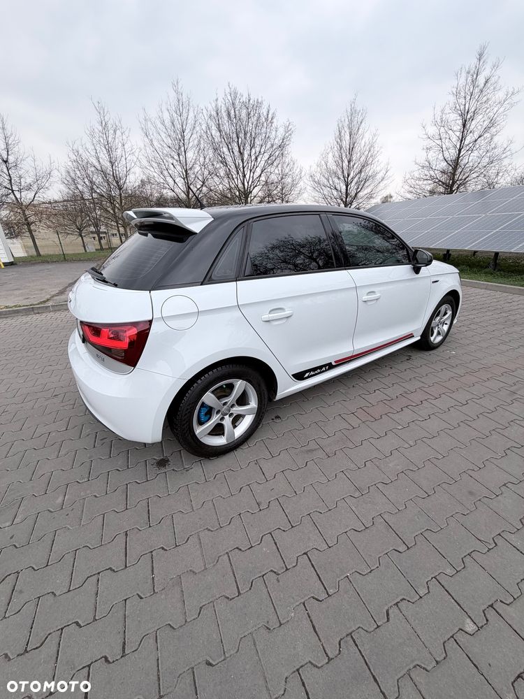 Audi A1 Sportback 1.2 TFSI S line edition m S line Sportpaket - 11