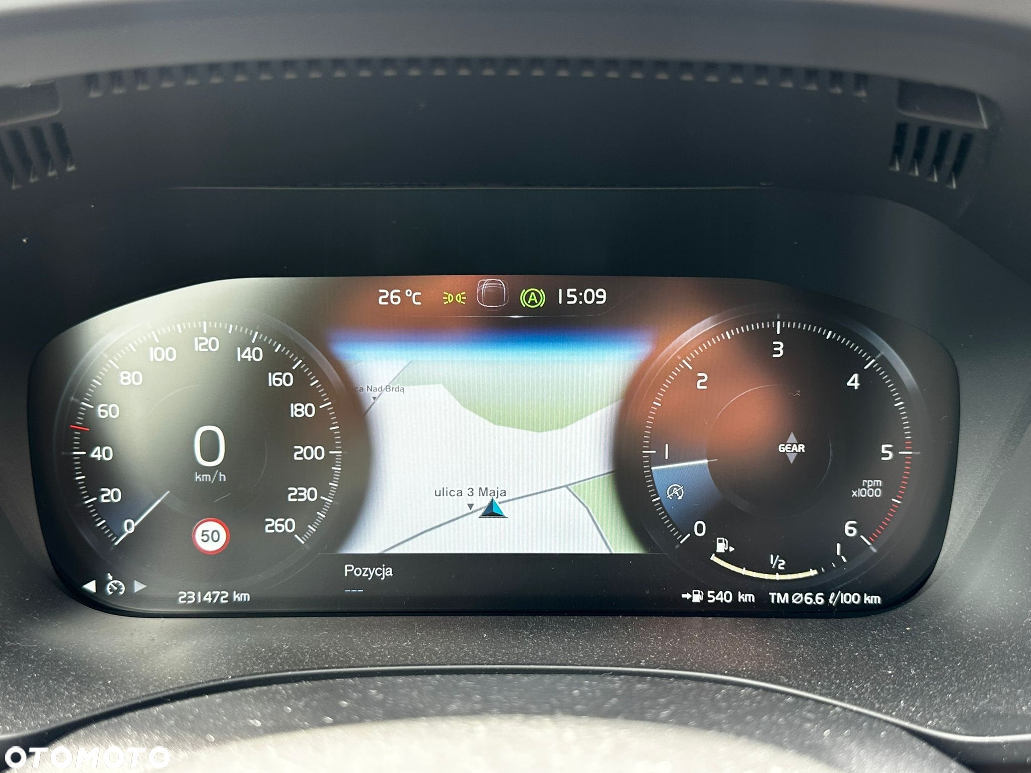 Volvo XC 60 D4 R-Design - 8