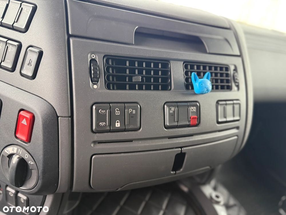 DAF XF480 STANDARD - 9