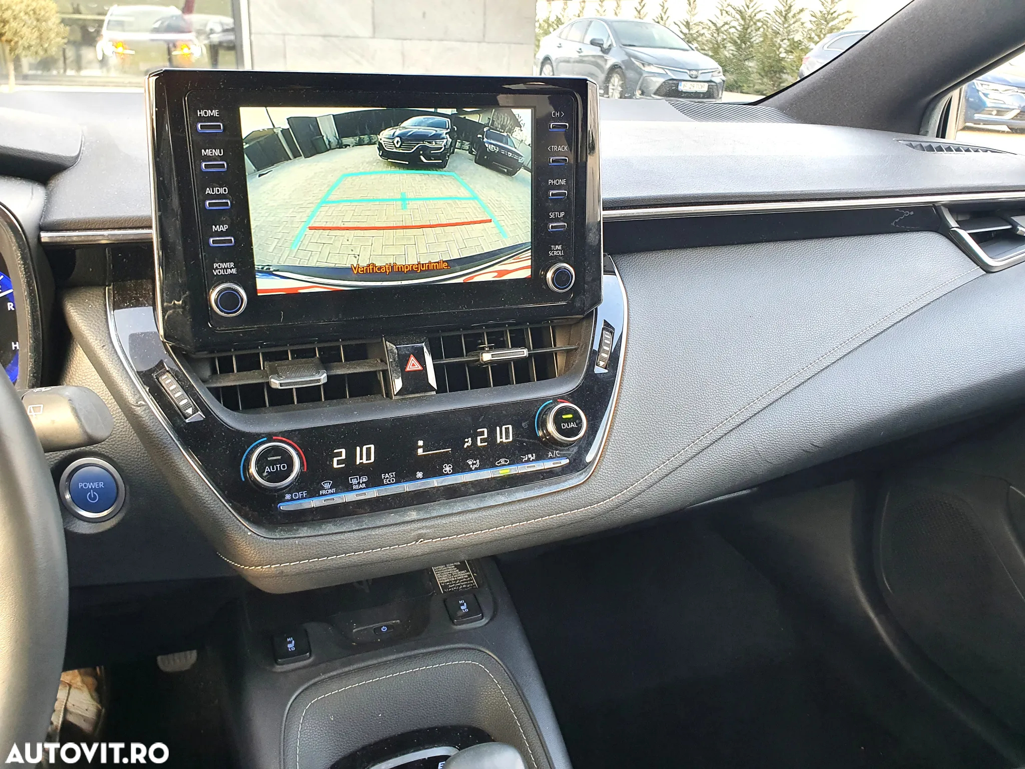 Toyota Corolla 1.8 Hybrid Touring Sports Business Edition - 13