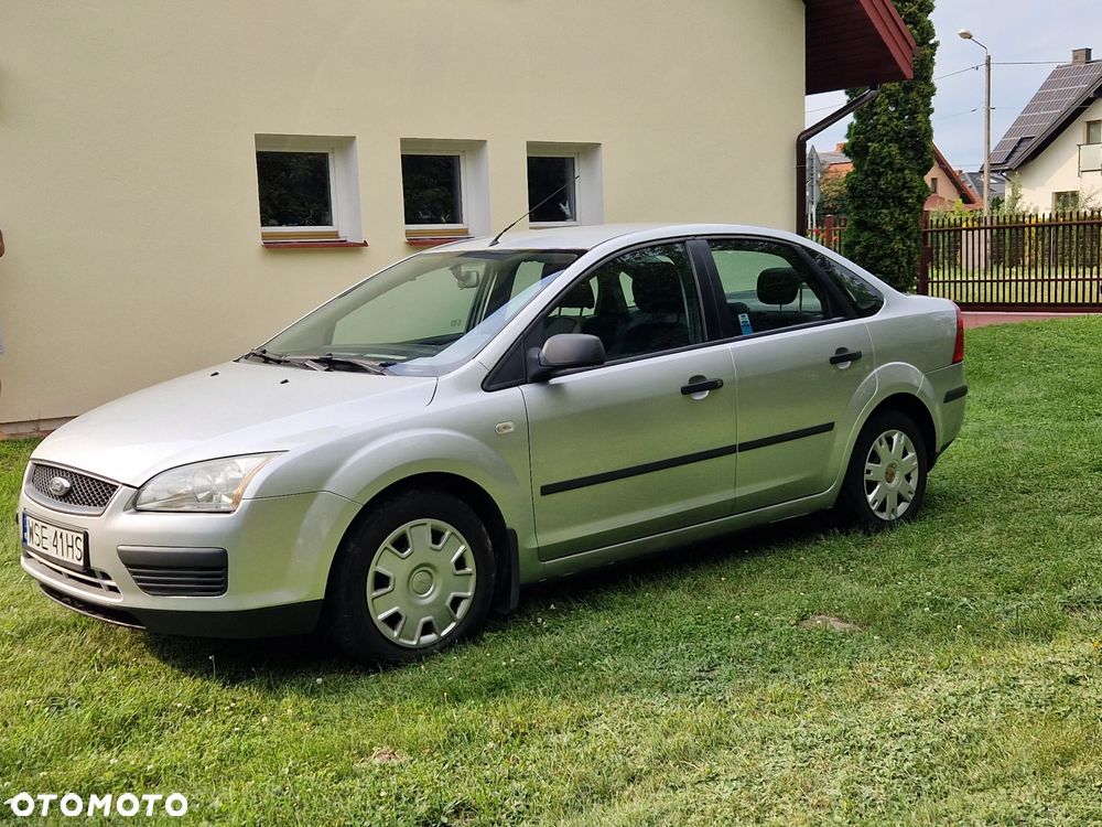 Ford Focus 1.6 Ambiente - 14