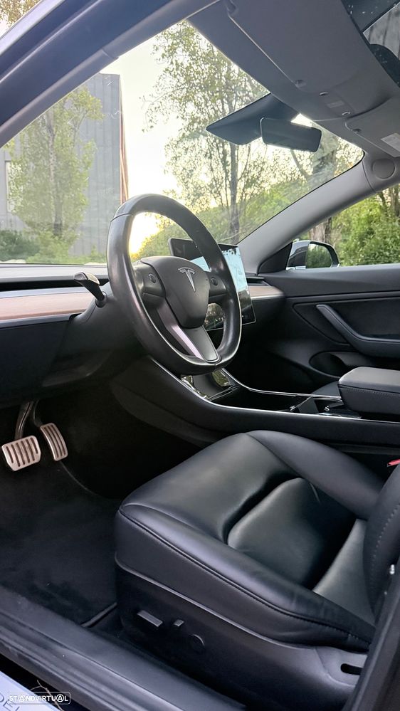 Tesla Model 3 Performance Dual Motor AWD - 34