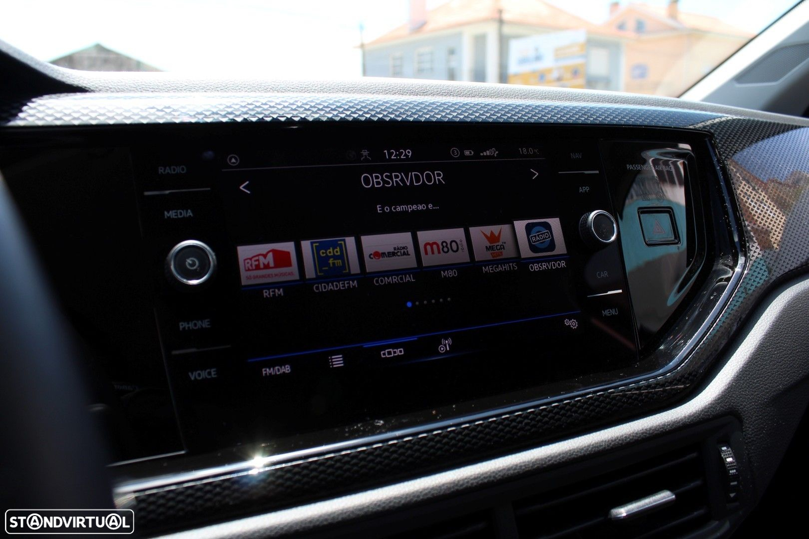 VW Taigo 1.0 TSI Urban DSG - 19