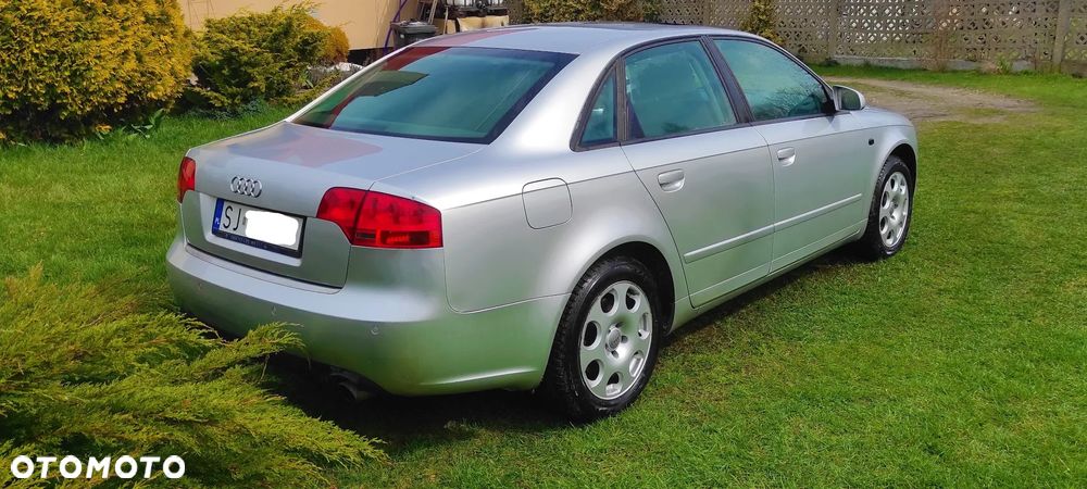 Audi A4 Limousine 2.0 T FSI quattro - 2