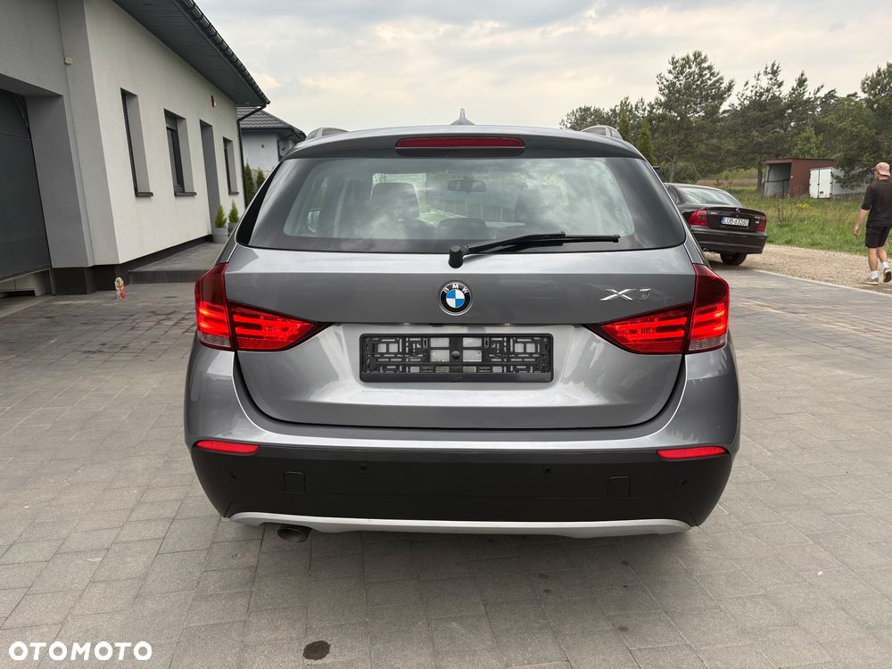 BMW X1 sDrive18d xLine - 2