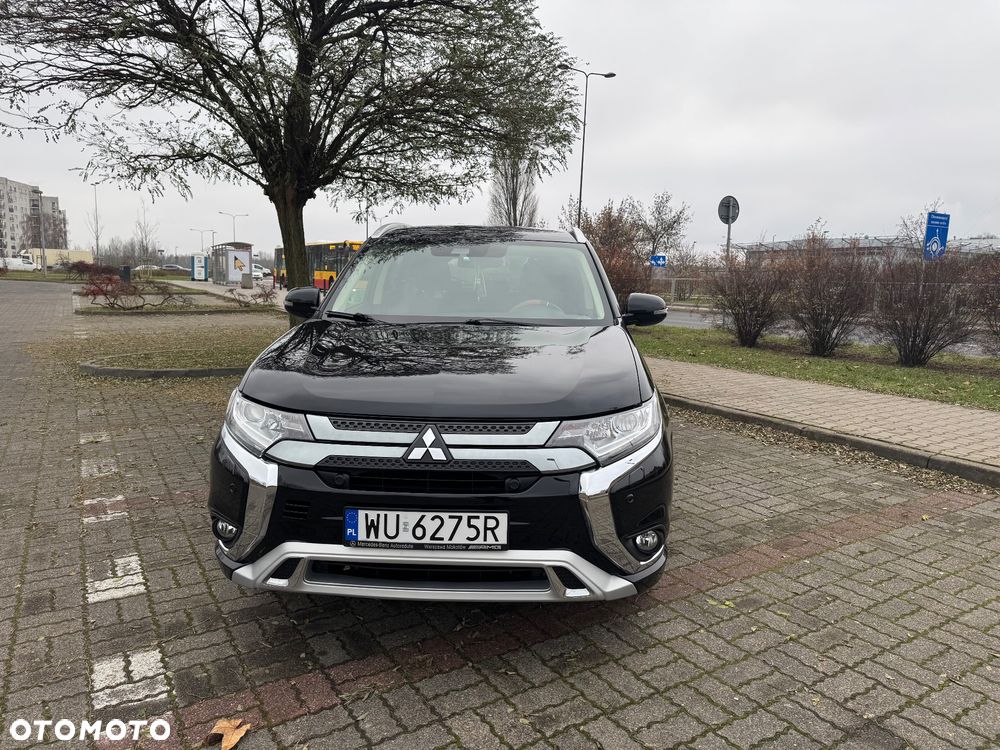 Mitsubishi Outlander - 21