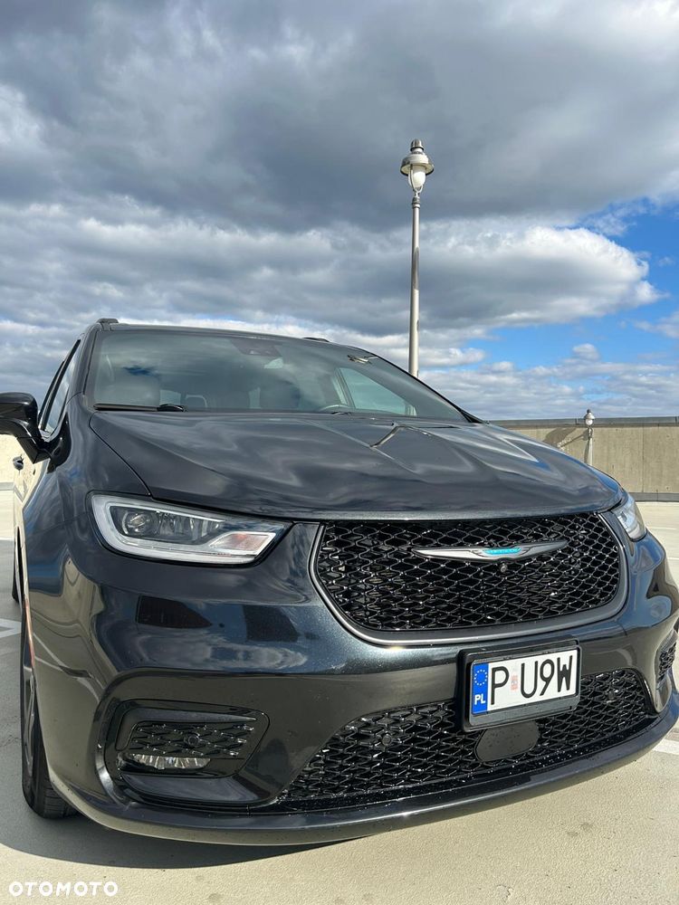 Chrysler Pacifica - 6