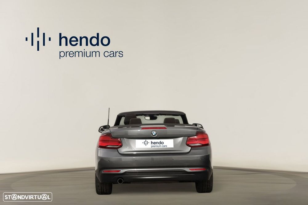 BMW 218 - 6