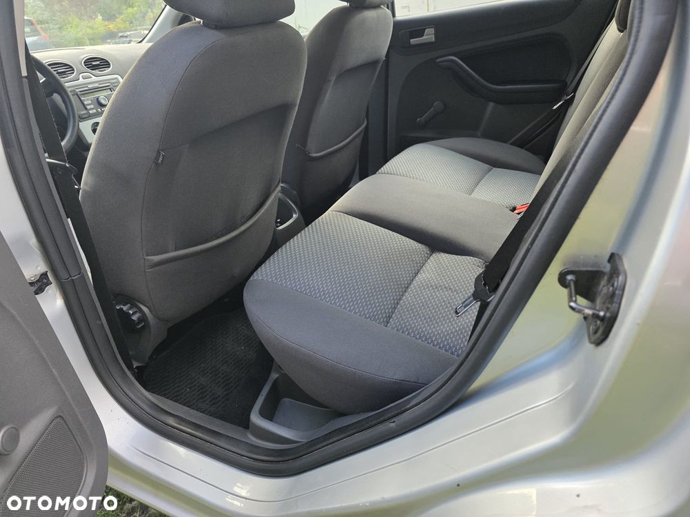 Ford Focus 1.6 TDCi Trend - 12