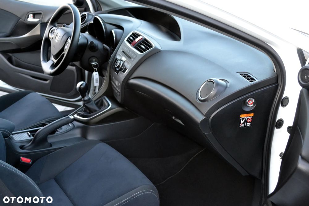 Honda Civic 1.8 i-VTEC Comfort - 19