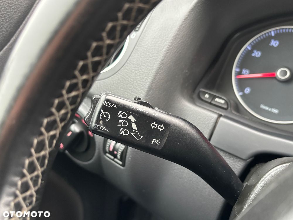 Volkswagen Golf Plus - 15