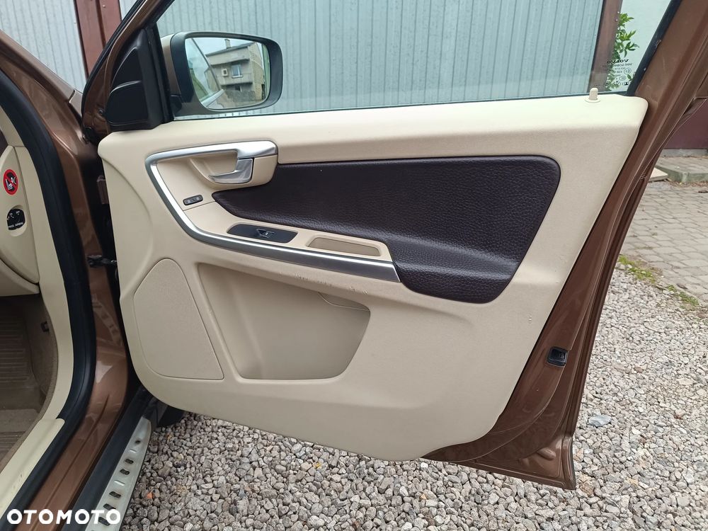 Volvo XC 60 DRIVe R Design - 29