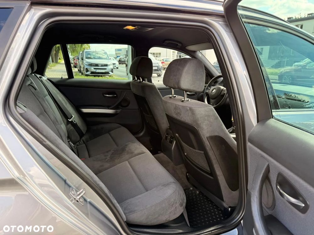 BMW Seria 3 - 17