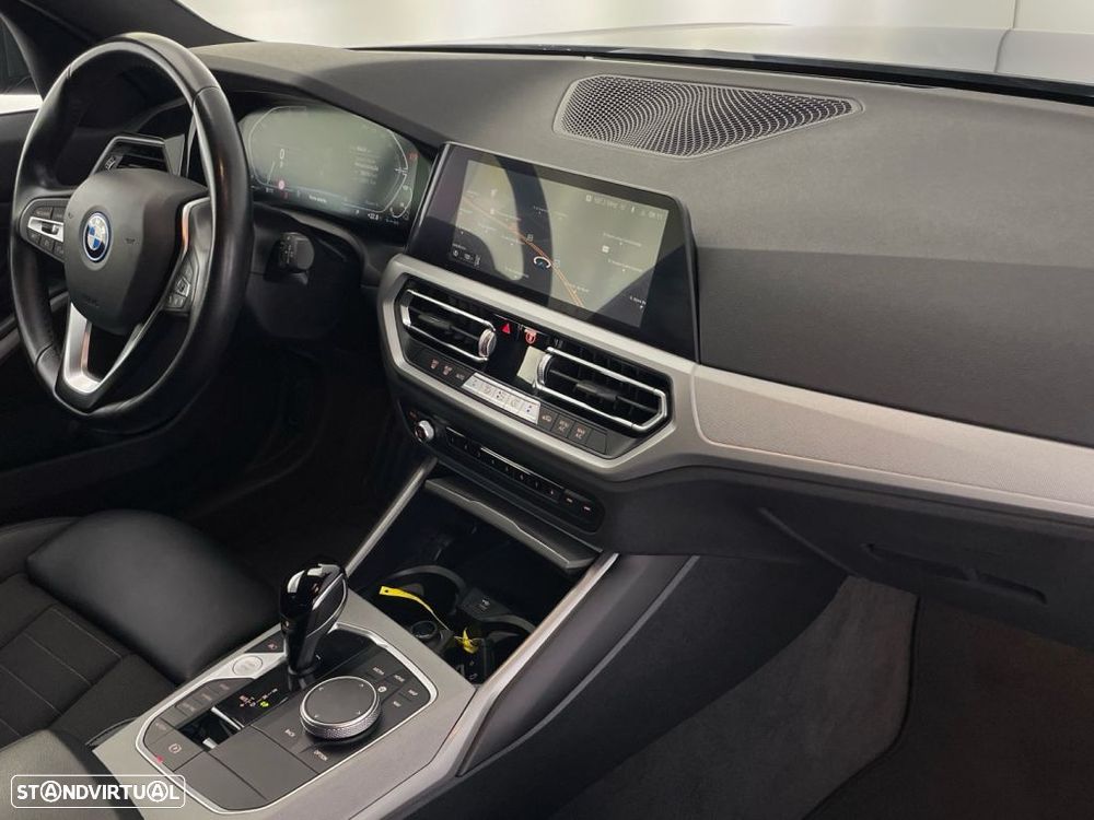 BMW 320 e Auto - 24
