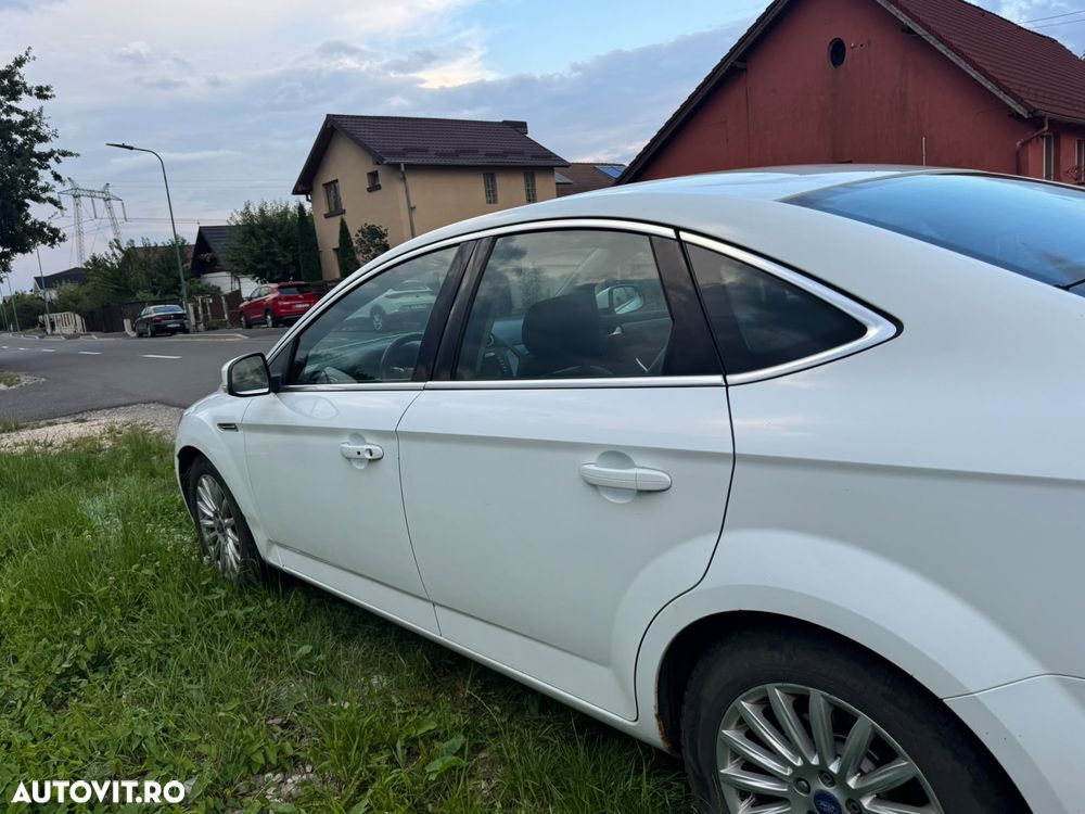 Ford Mondeo - 7