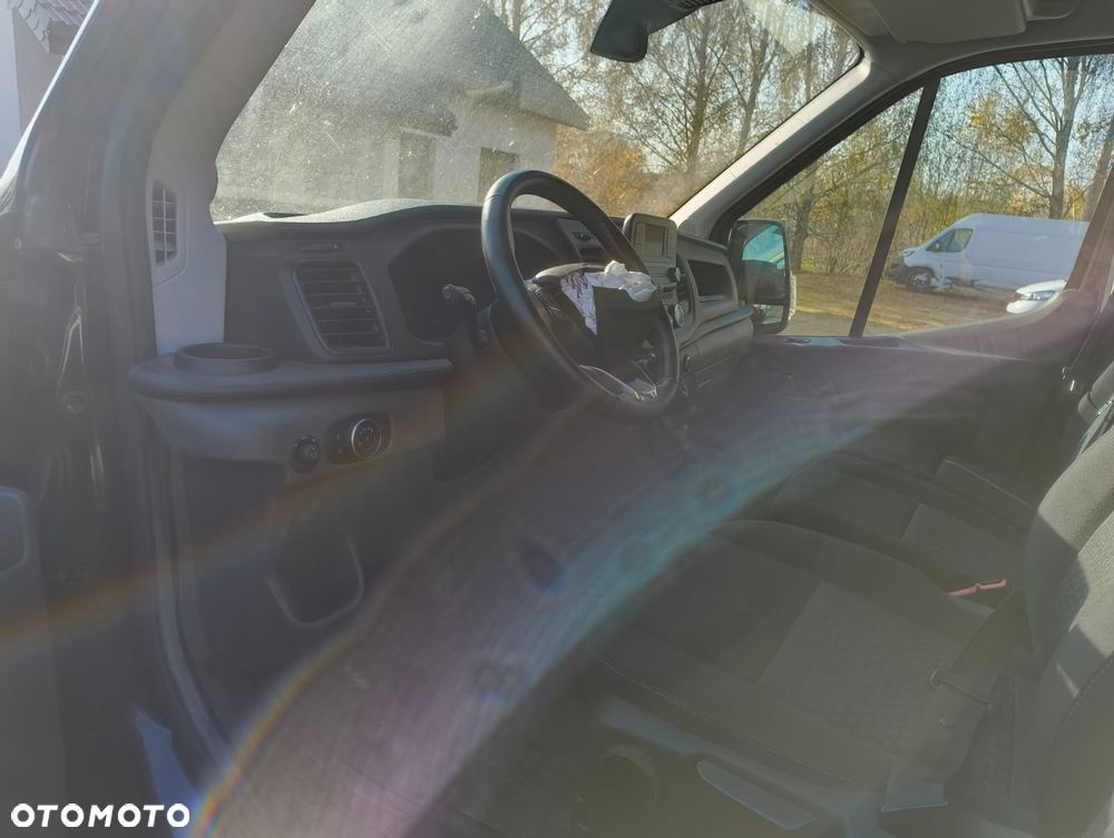 Ford Transit - 8