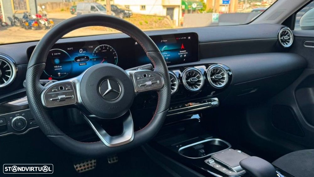 Mercedes-Benz A 250 e 8G-DCT AMG Line - 20