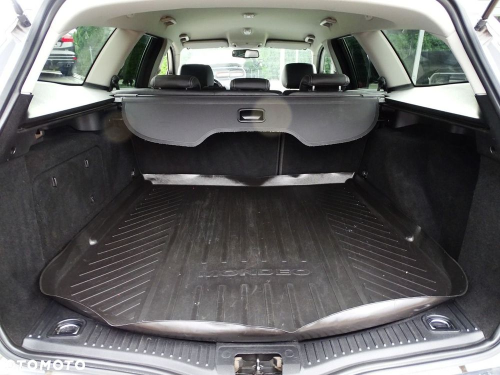 Ford Mondeo SW 2.0 TDCi Titanium MPS6 - 37