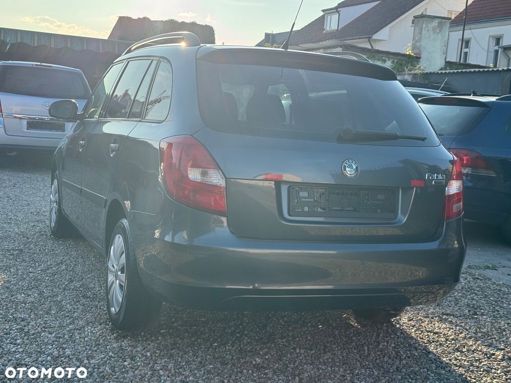 Skoda Fabia 1.2 HTP Ambiente - 7