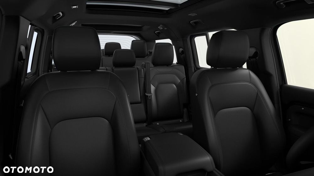 Land Rover Defender - 5