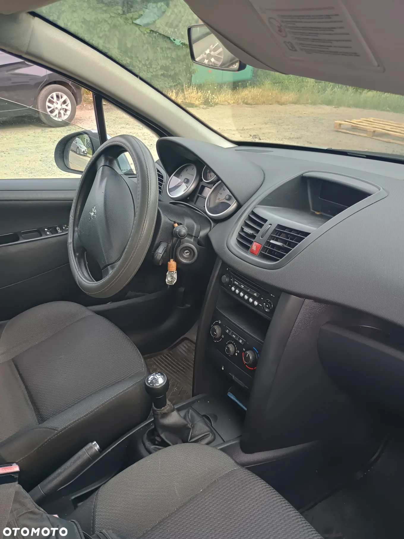 Peugeot 207 1.4 HDi Active - 15