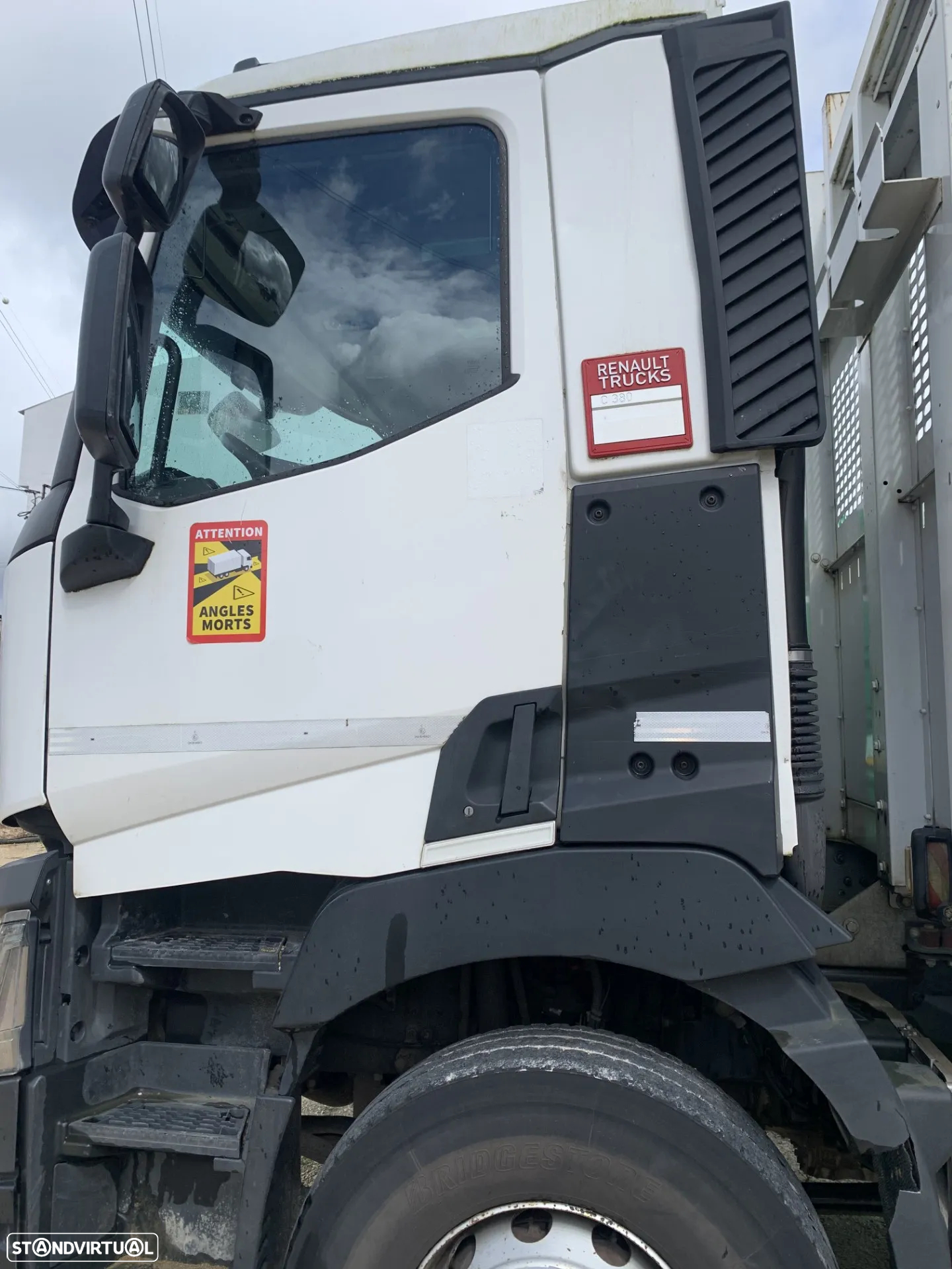 Renault T.C.K C/ GRUA HIAB C/ COMNDO - 3