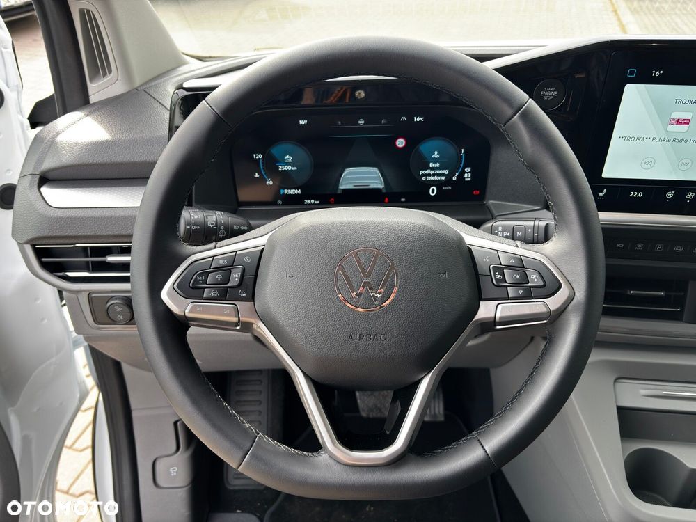 Volkswagen Caravelle - 13