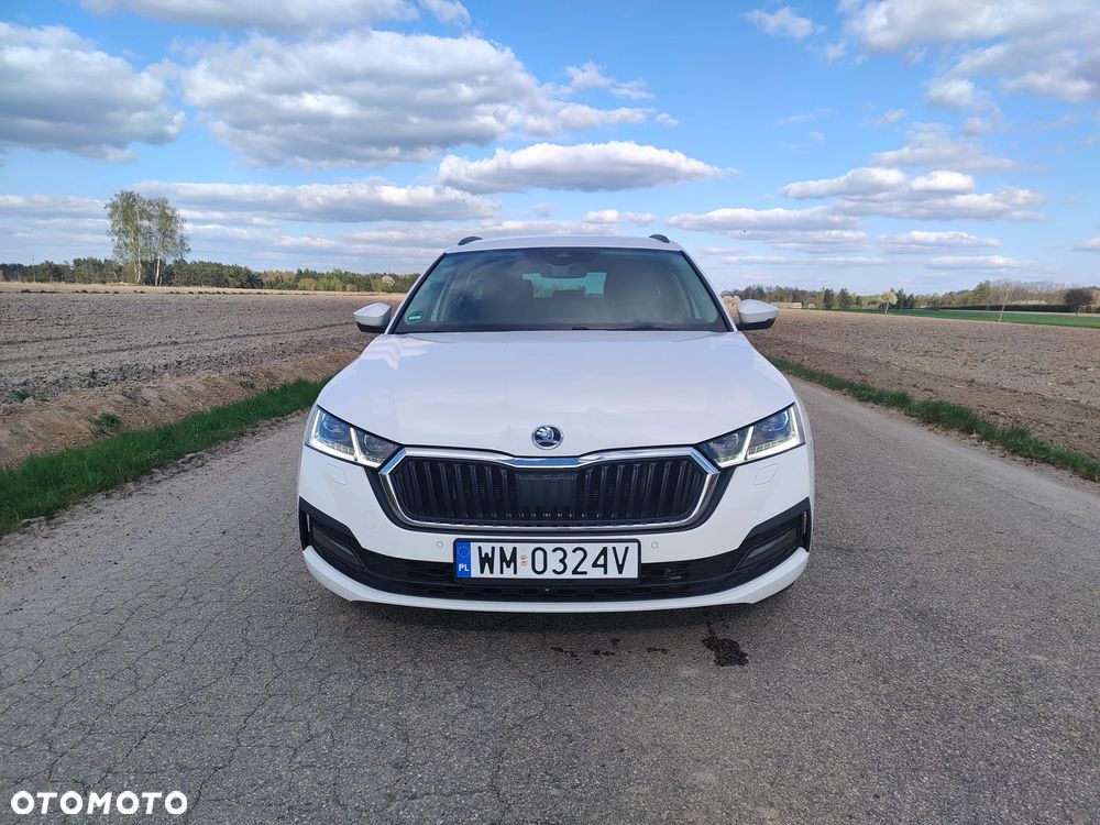 Skoda Octavia 2.0 TDI DSG Style - 1
