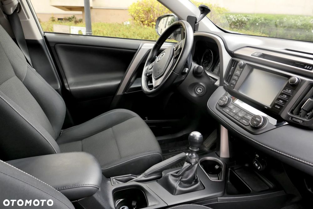 Toyota RAV4 2.0 Style 4x4 - 12