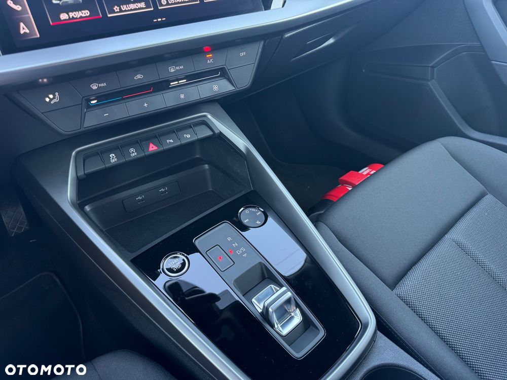 Audi A3 Sportback 35 TFSI mHEV S tronic - 22