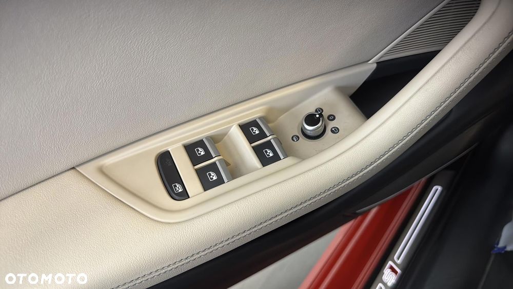 Audi A4 Limousine 35 TDI mHEV S Line S tronic - 31