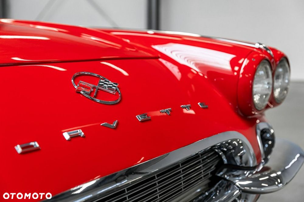 Chevrolet Corvette - 19