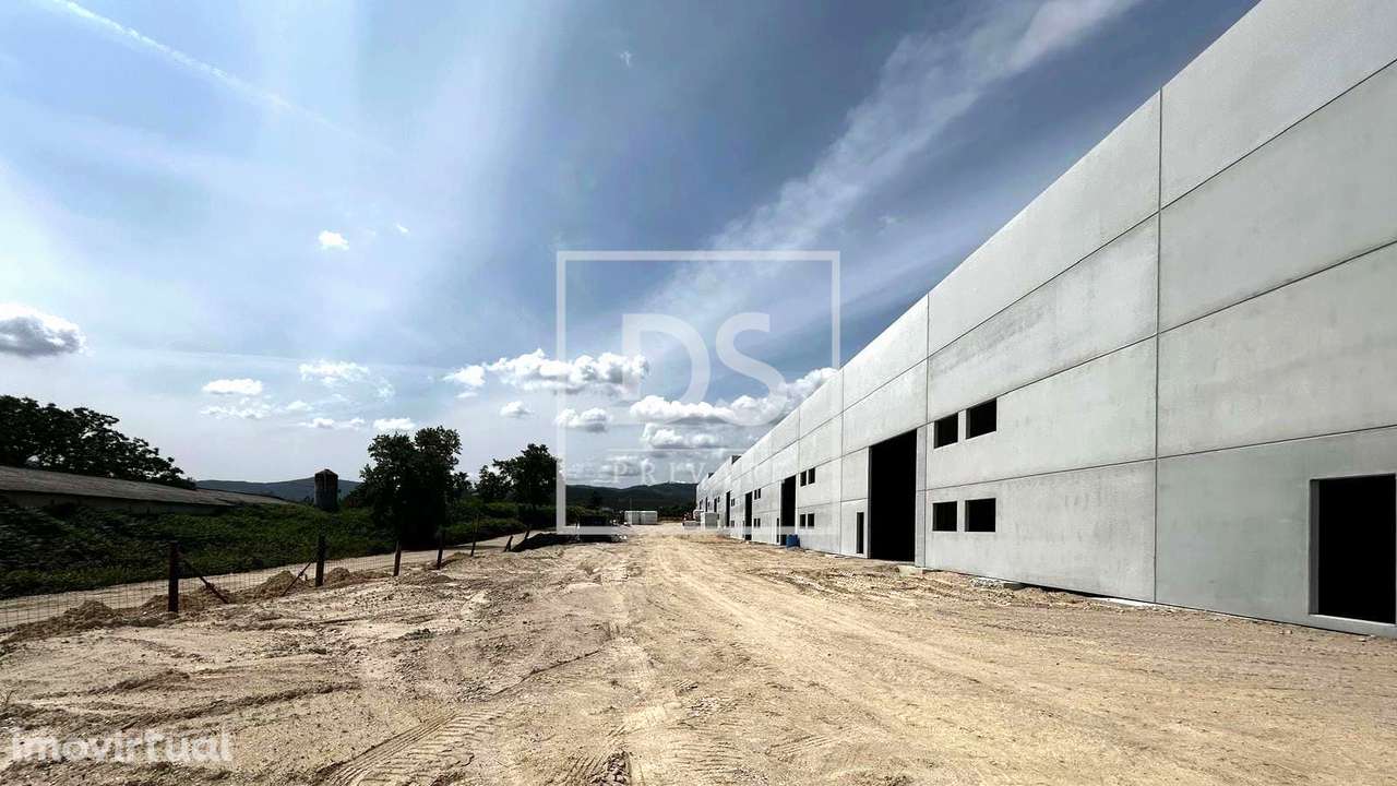 Pavilhões Industriais com Possibilidade de Expansão | Localização Estr - Grande imagem: 5/22