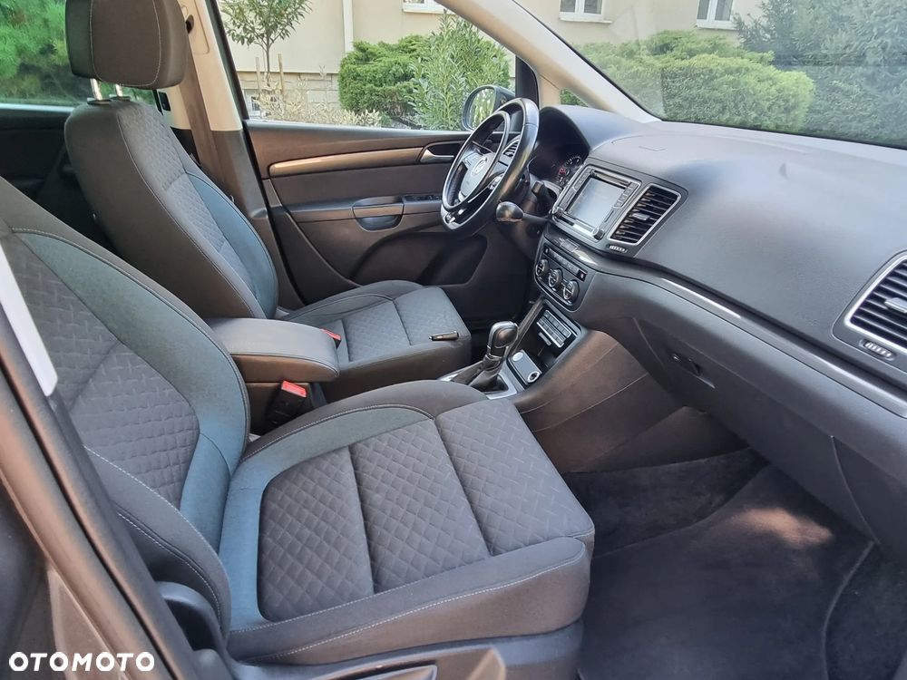 Volkswagen Sharan - 20
