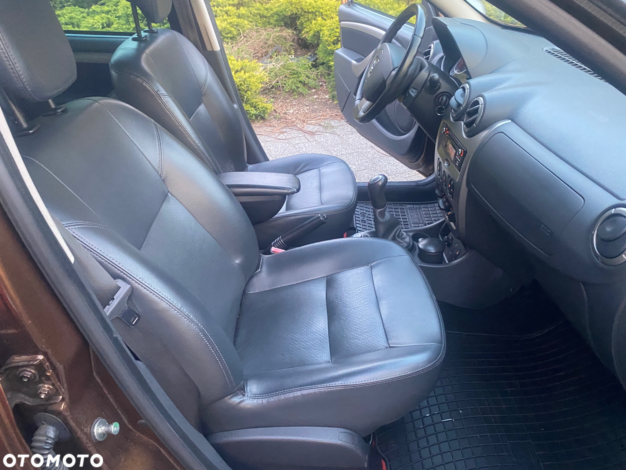 Dacia Duster 1.6 16V 4x2 Prestige - 19