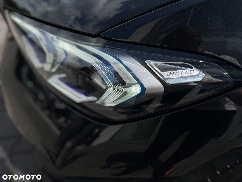 BMW Seria 3 ver-320d-touring-xdrive-m-sport - 21