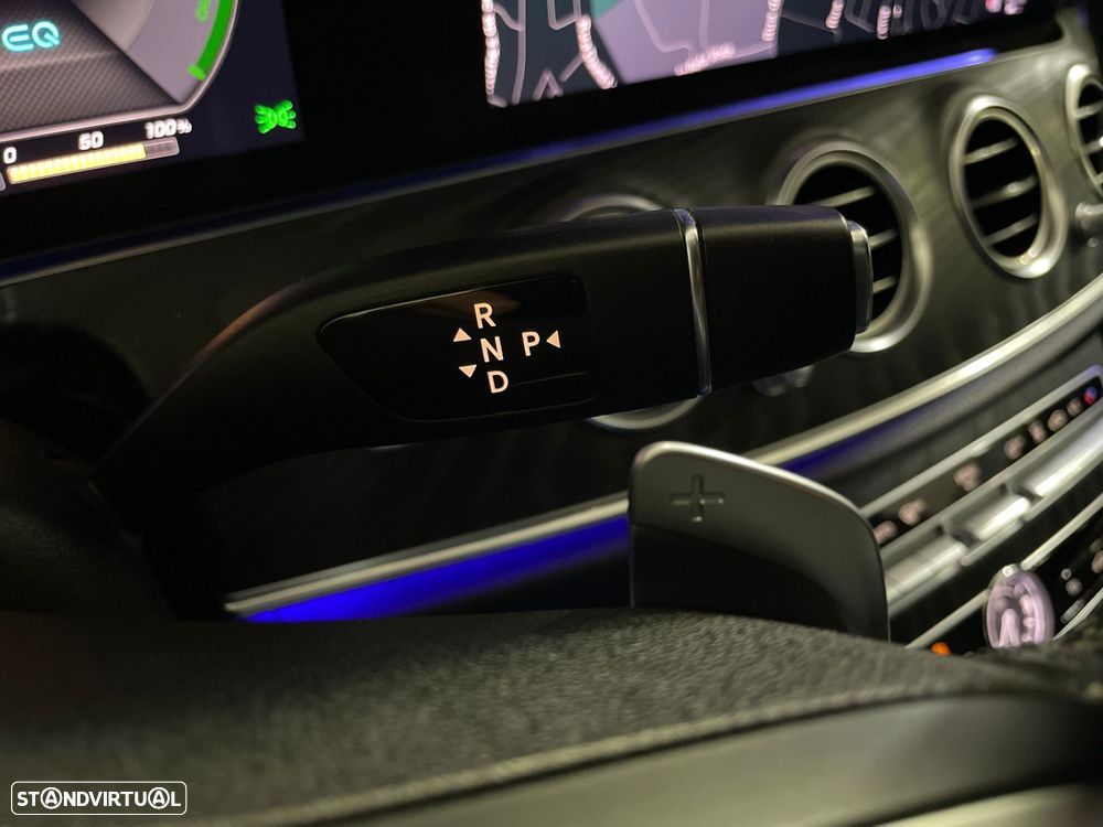 Mercedes-Benz E 300 de AMG Line - 36