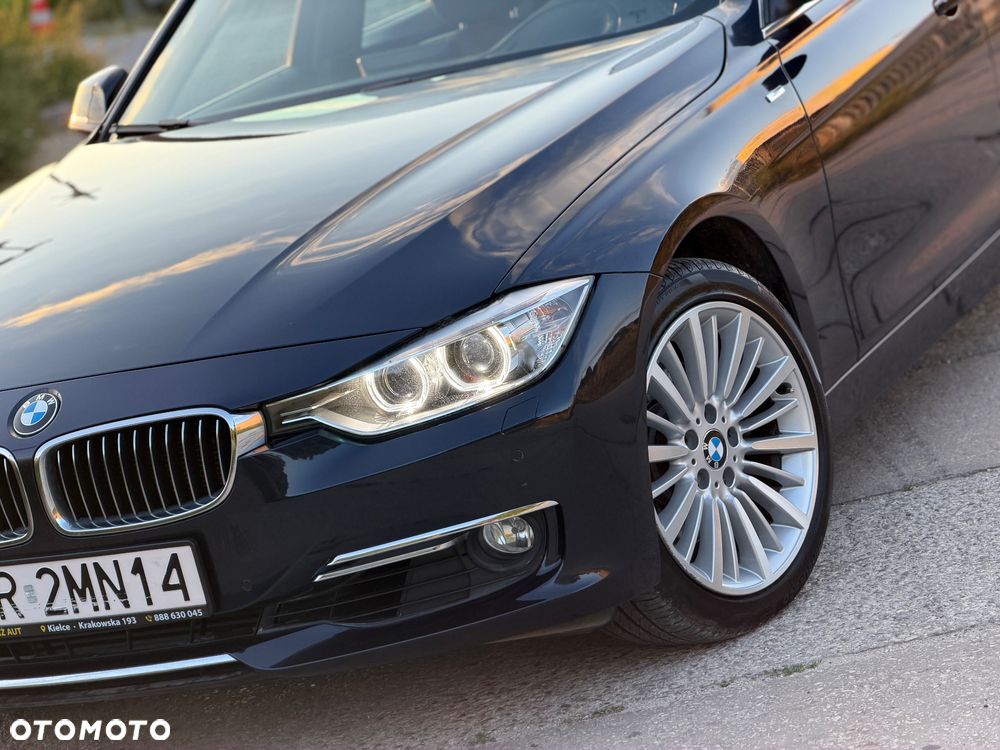 BMW Seria 3 328i Luxury Line - 10