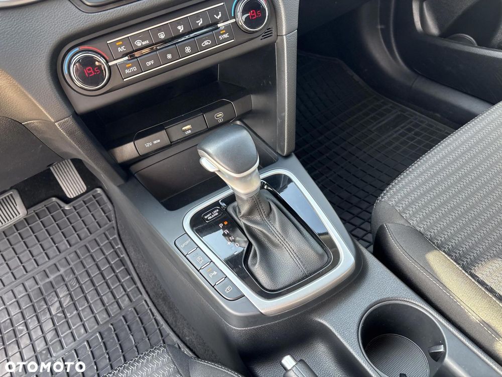 Kia Ceed 1.5 T-GDI M DCT - 16