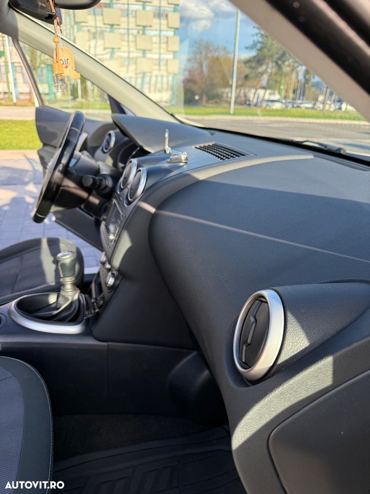 Nissan Qashqai - 21