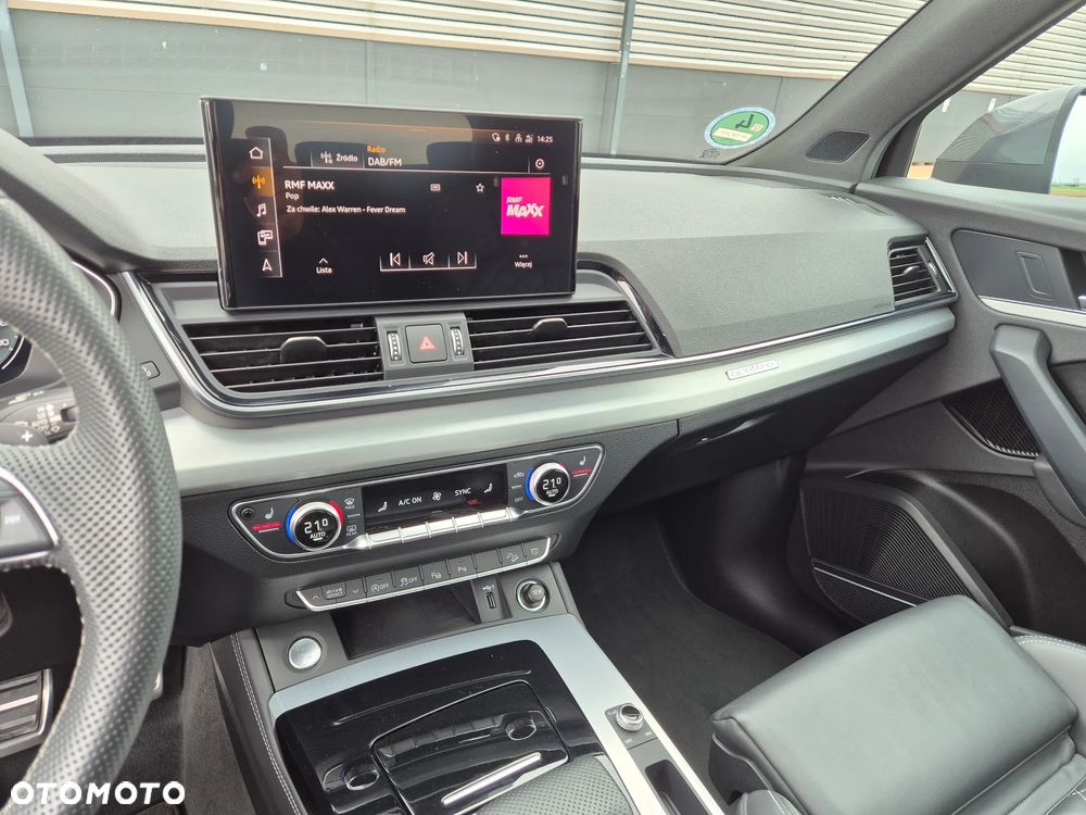 Audi Q5 40 TDI quattro S tronic S line - 35