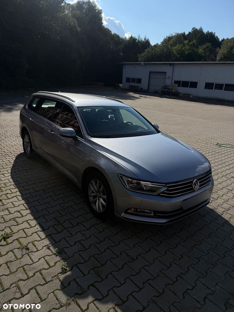 Volkswagen Passat 2.0 TDI BMT Comfortline DSG - 3