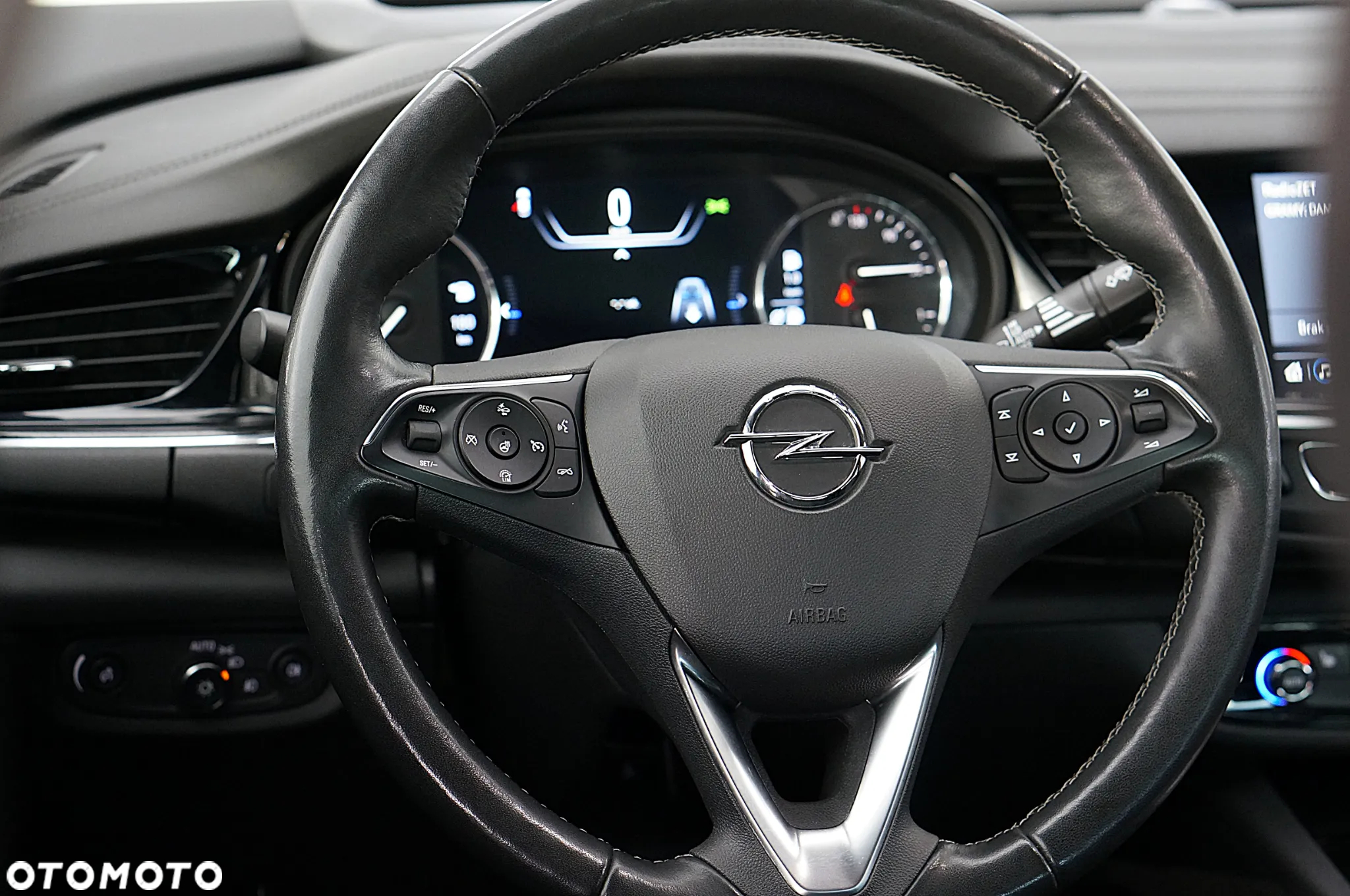 Opel Insignia 2.0 CDTI 4x4 Business Elegance S&S - 10