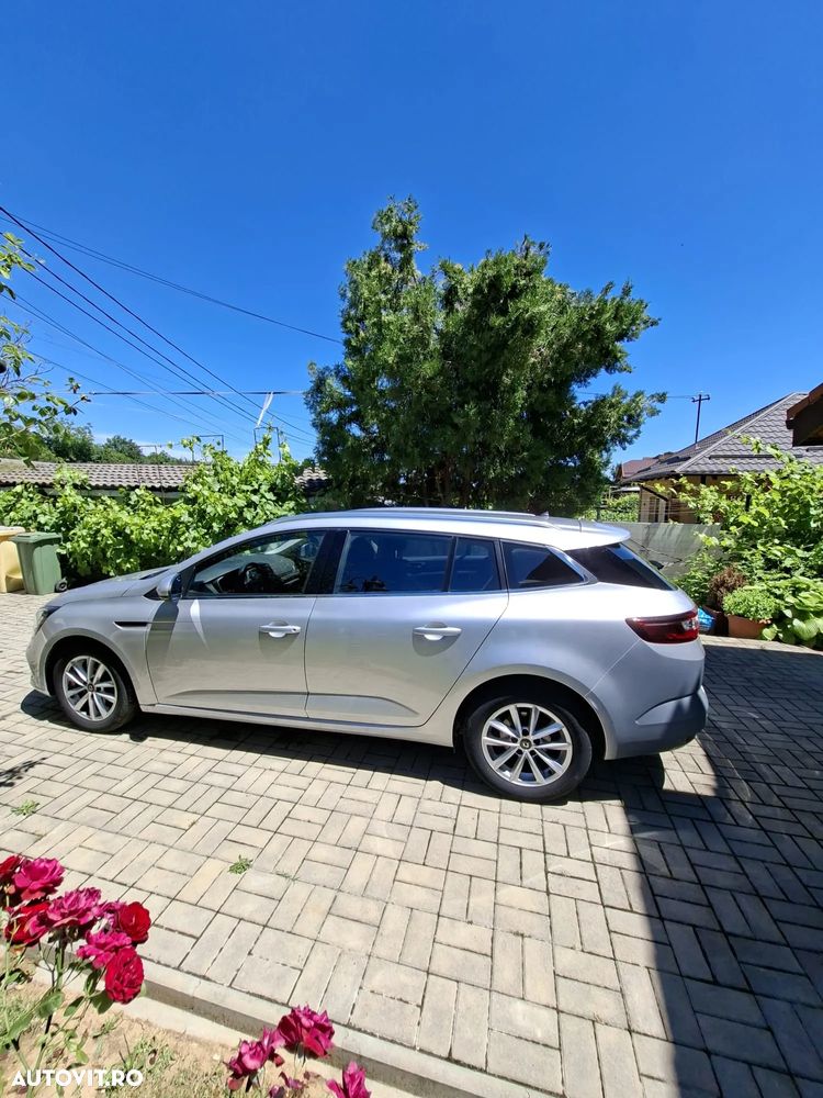 Renault Megane 1.6 SCe Zen - 4